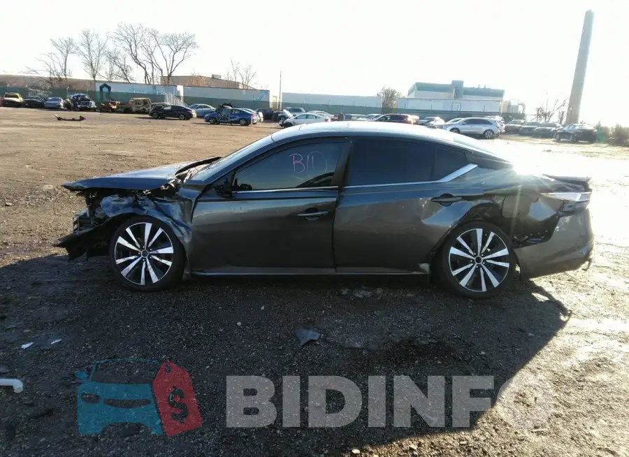 1N4BL4CV1LN317524 Photo# 13
