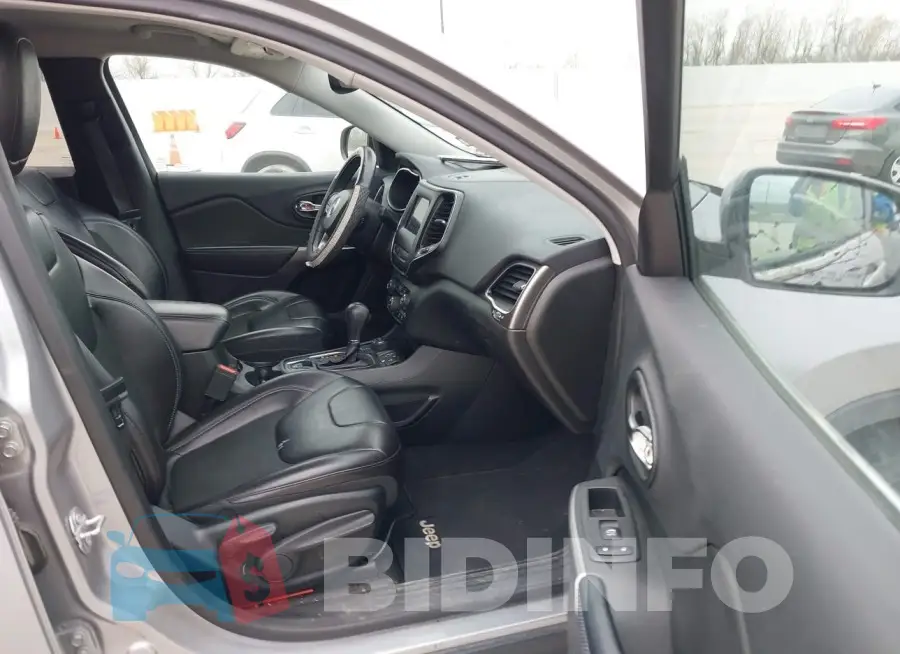 1C4PJMLB2KD338155 Photo# 5