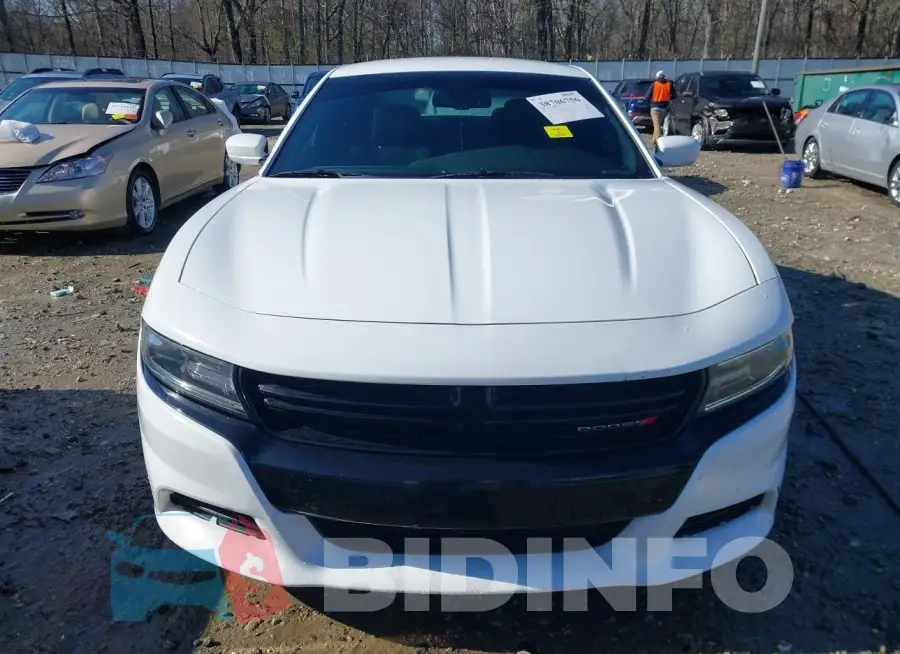 2C3CDXHG6GH169817 Photo# 12