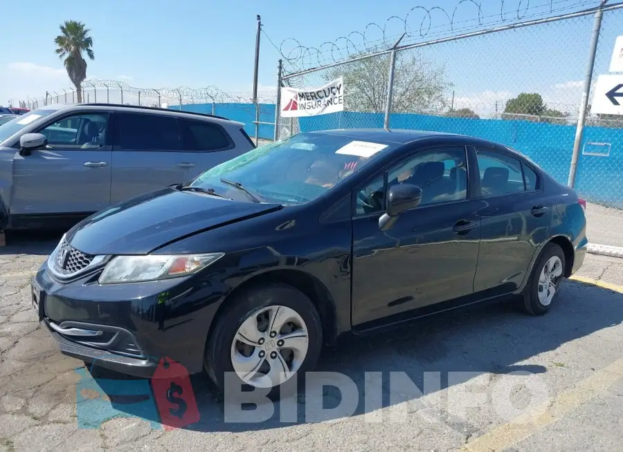 19XFB2F50FE200962 Photo# 2
