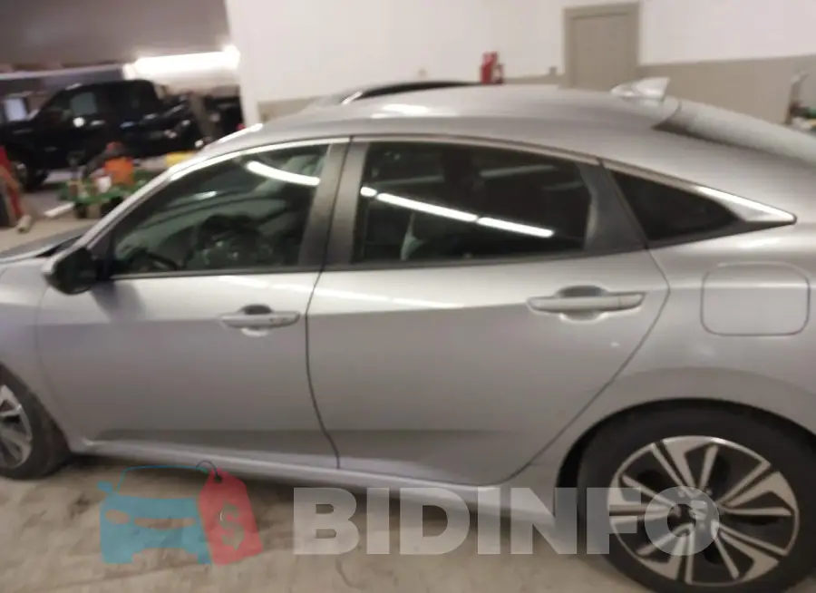 19XFC1F70HE208247 Photo# 14