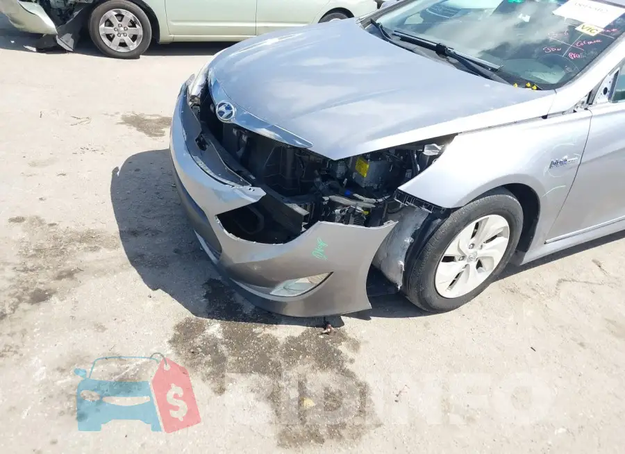 KMHEC4A40FA133913 Photo# 6