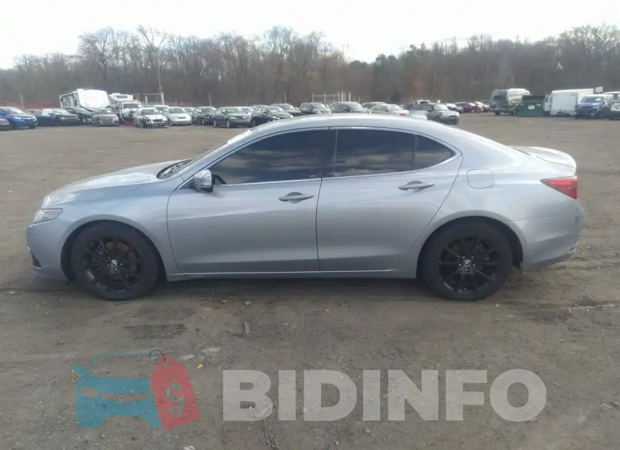 19UUB2F73FA015074 Photo# 14