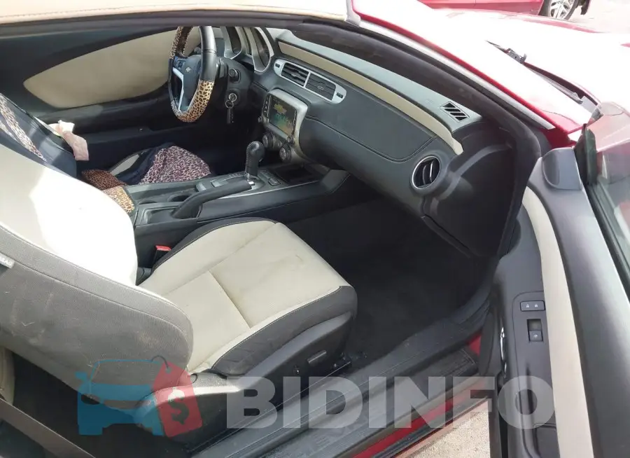 2G1FD3D3XF9220645 Photo# 5
