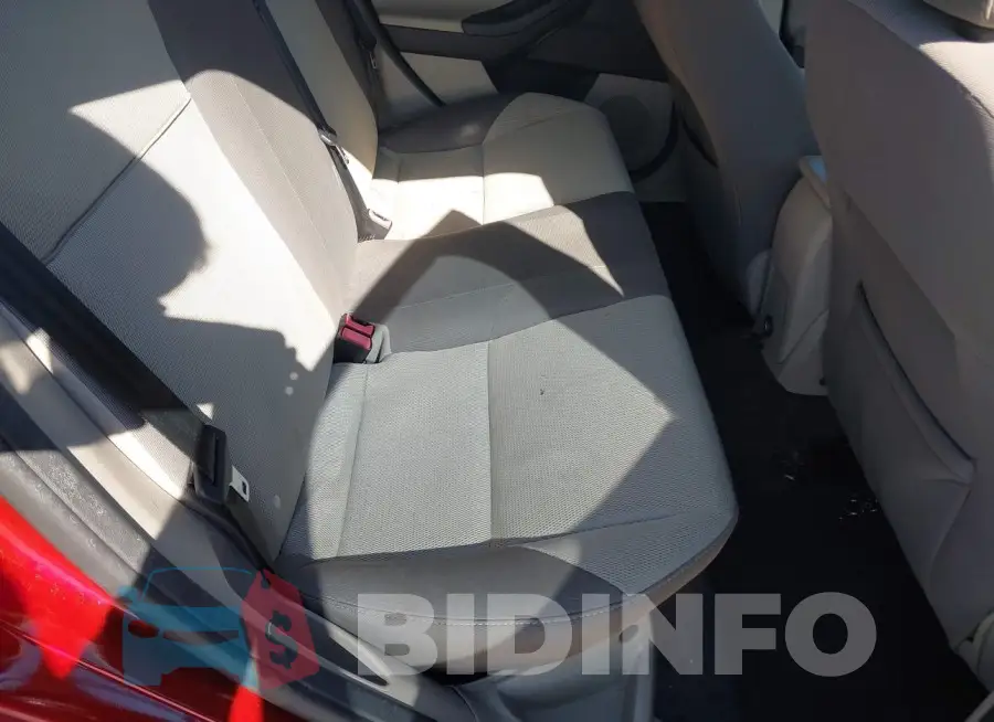 1FADP3F22EL210697 Photo# 8