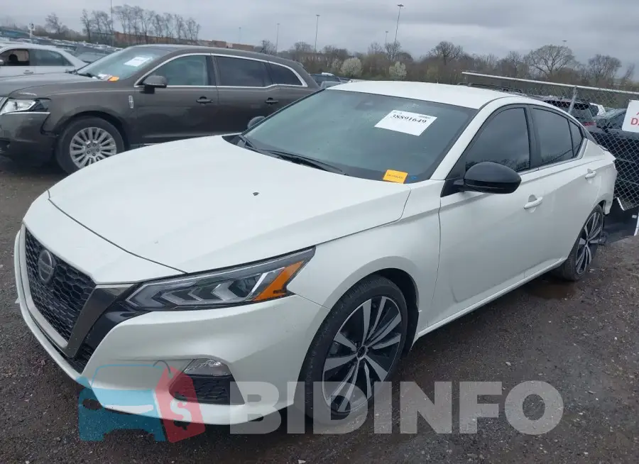 1N4BL4CV5NN415247 Photo# 2