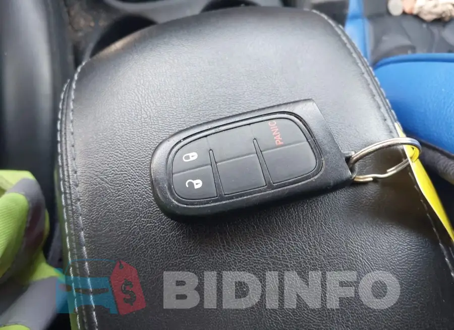 1C4PJMLB5KD425158 Photo# 11