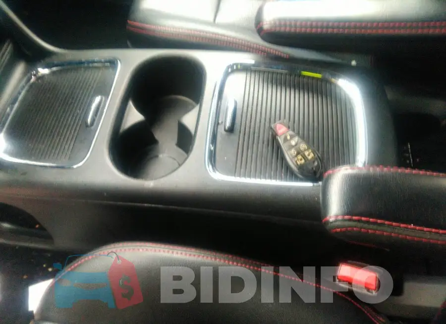 2C4RDGEG7KR689134 Photo# 11