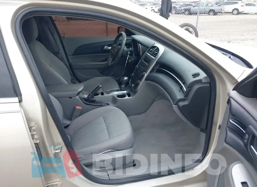 1G11B5SL4FF242887 Photo# 5