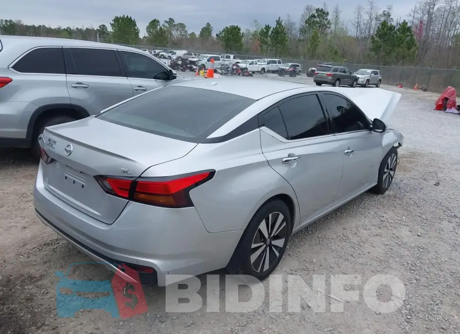 1N4BL4EV2KC193481 Photo# 4