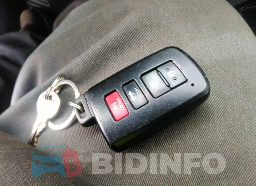 4T1BD1EB7HU058376 Photo# 11