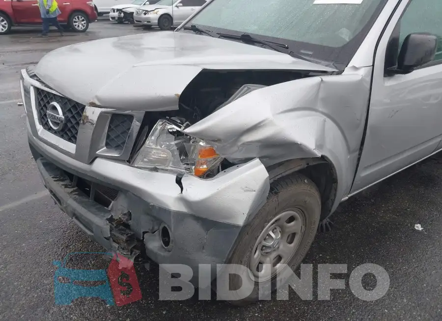 1N6BD0CT3GN737402 Photo# 6