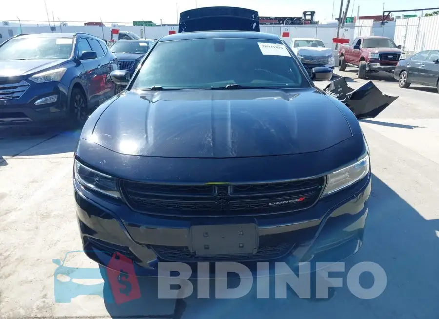 2C3CDXCT9HH653020 Photo# 13