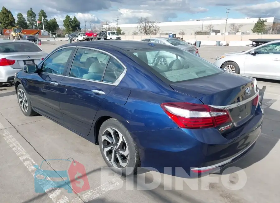 1HGCR2F84GA181590 Photo# 3