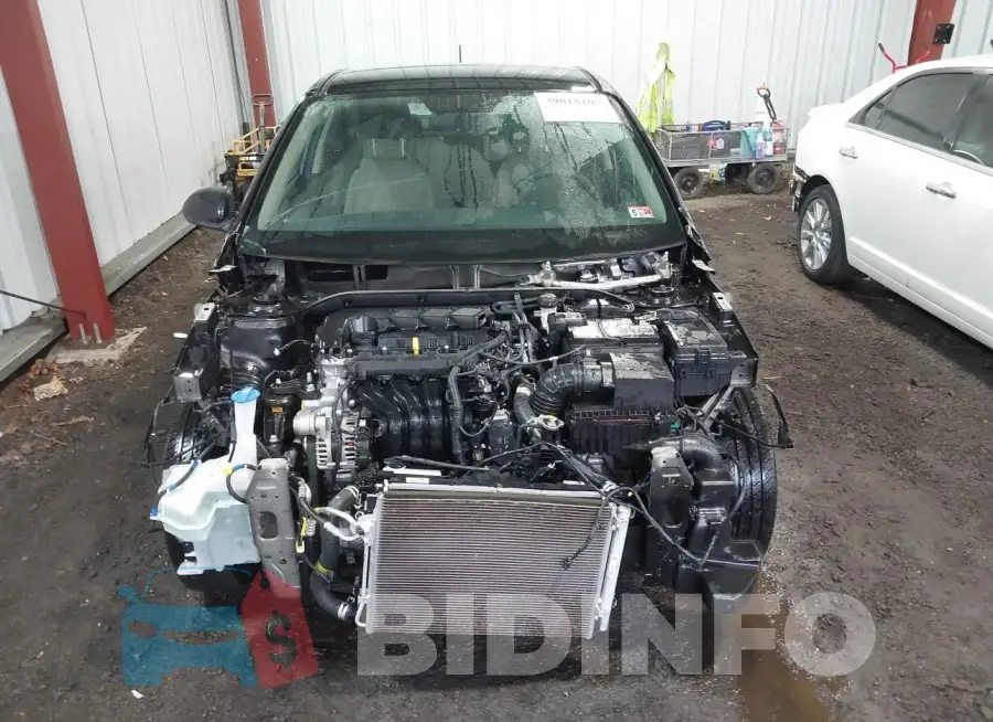 3KPC24A61NE166737 Photo# 6