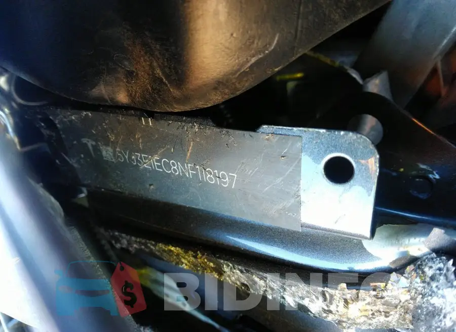 5YJ3E1EC8NF118197 Photo# 9