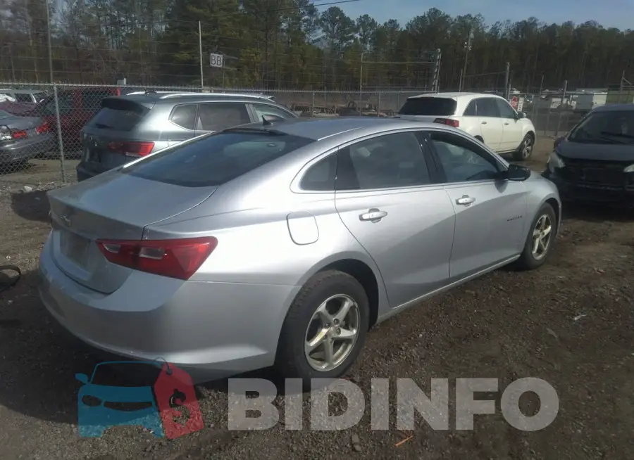 1G1ZB5ST5JF218318 Photo# 4