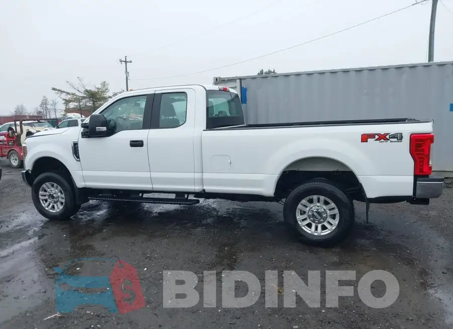 1FT7X2B60JEB03155 Photo# 14