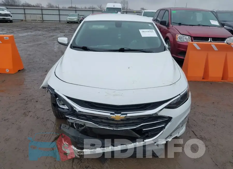 1G1ZD5ST3KF134185 Photo# 12