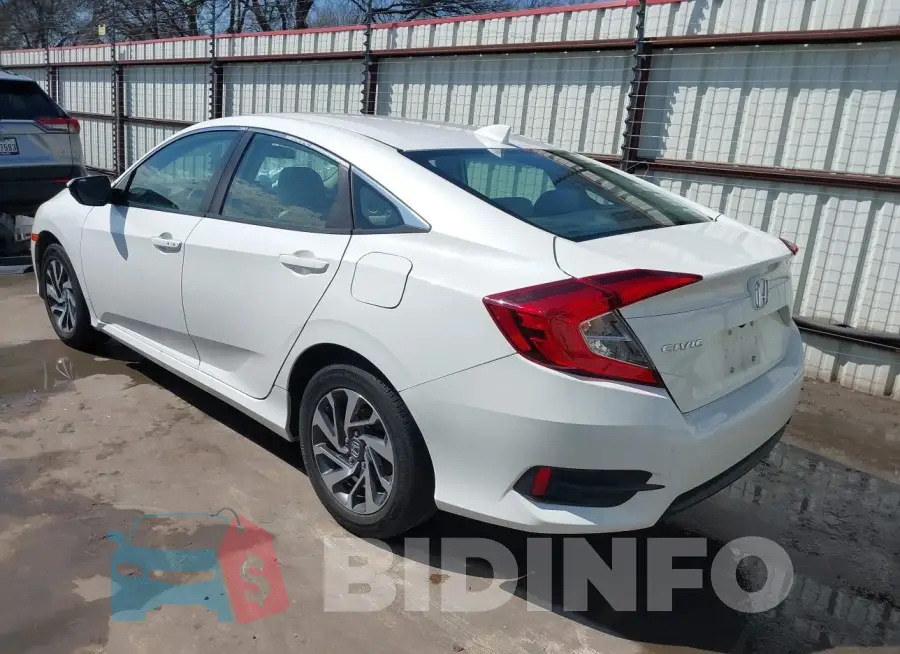 19XFC2F83HE009207 Photo# 3