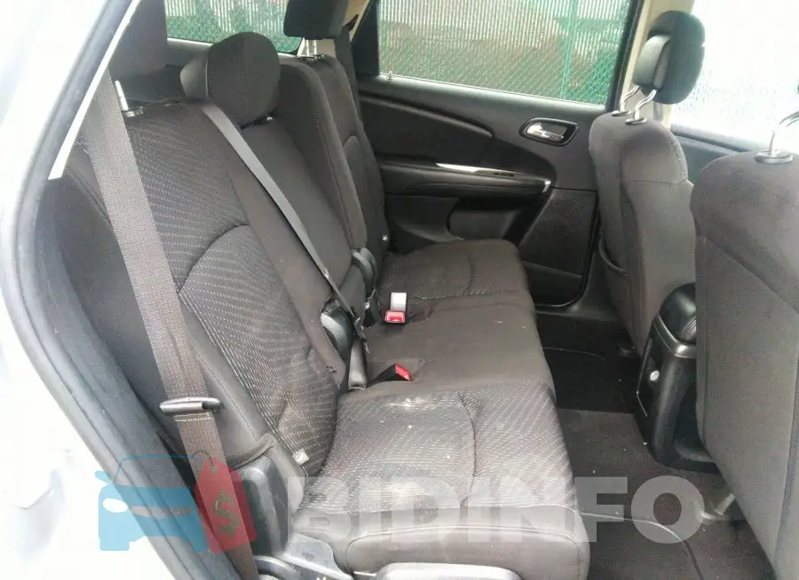 3C4PDCAB7HT682877 Photo# 8