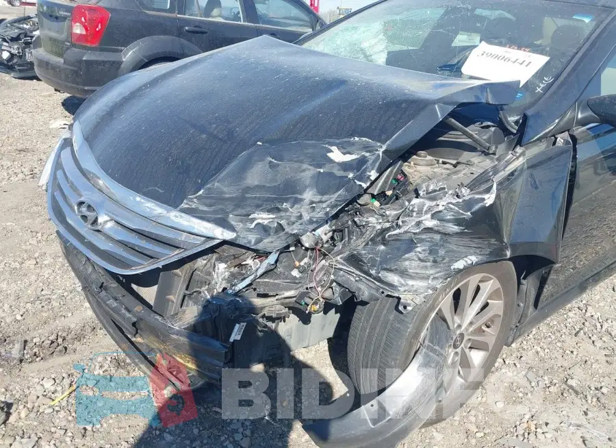 5NPEC4AC3EH832407 Photo# 6