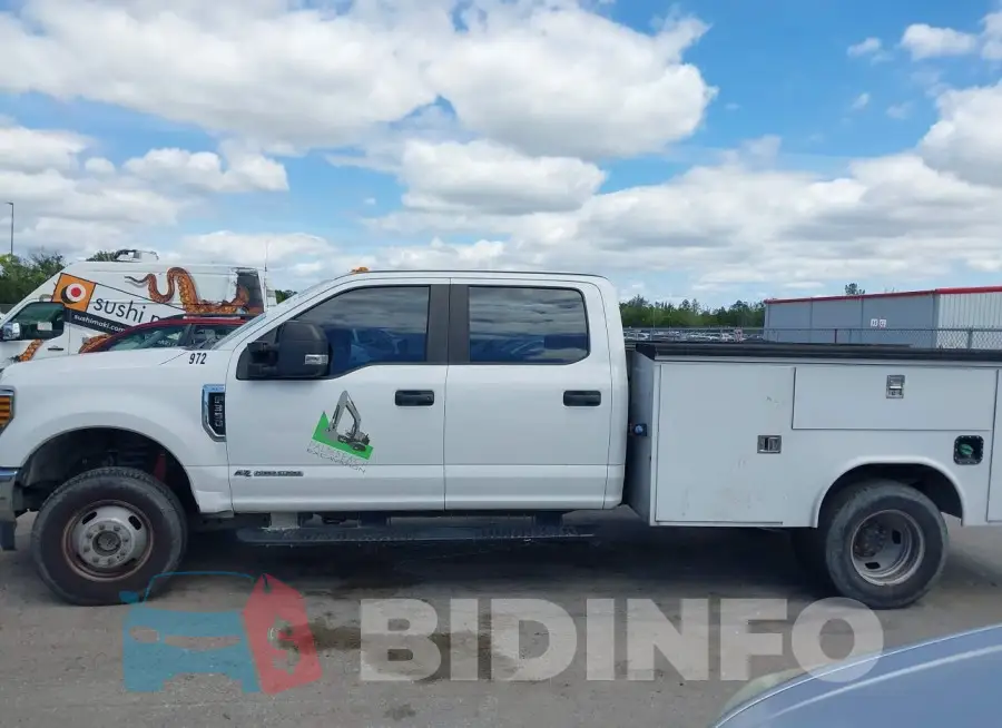 1FD8W3HT3JEB92726 Photo# 14