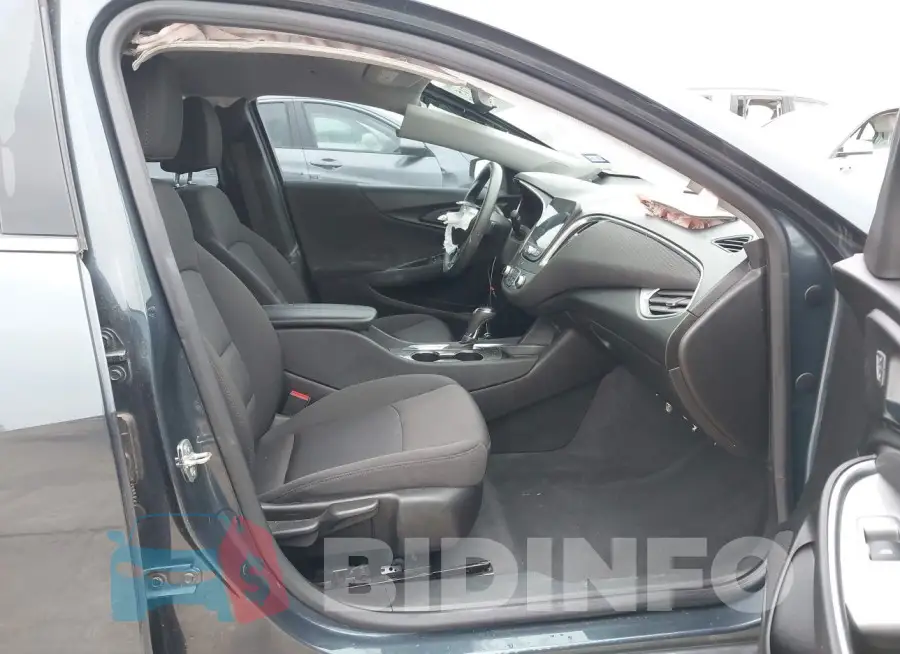 1G1ZD5ST2KF116549 Photo# 5