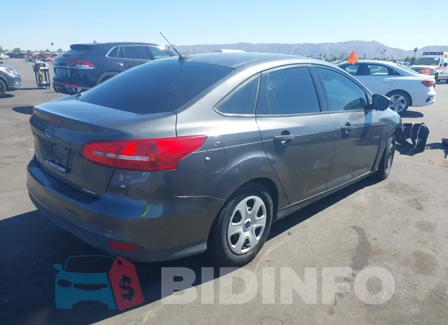1FADP3E29GL212967 Photo# 4