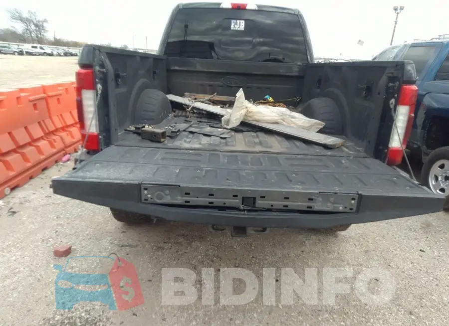 1FT8W3BT6HEB71876 Photo# 6