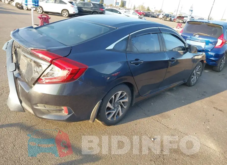 19XFC2F72GE206214 Photo# 4