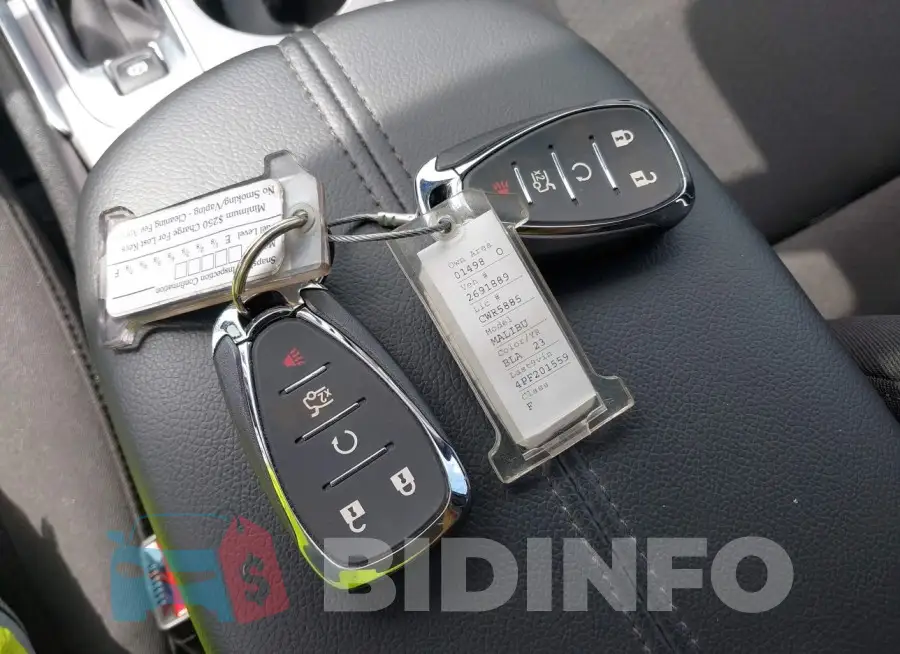 1G1ZD5ST4PF201559 Photo# 11