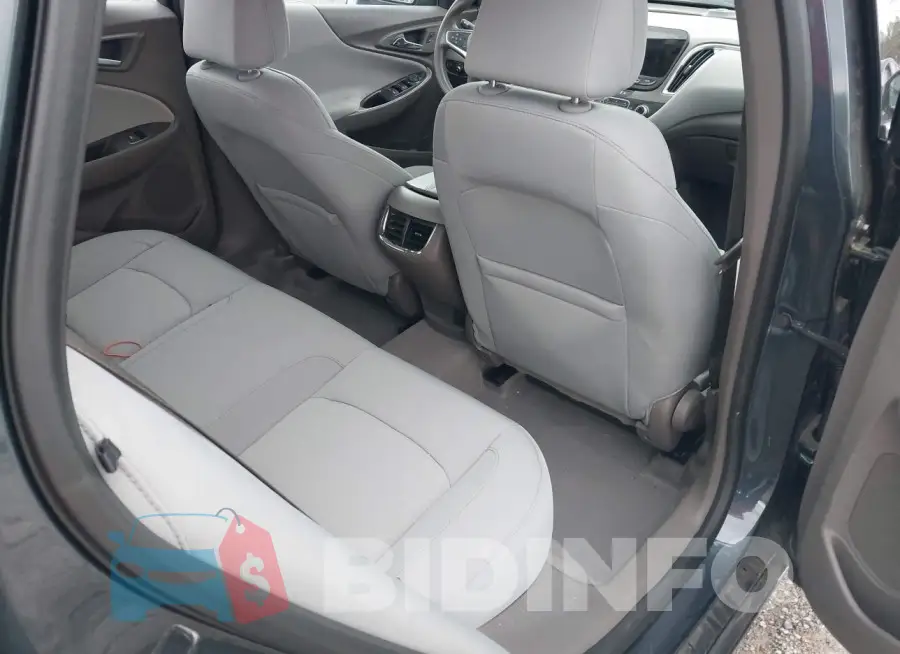 1G1ZD5ST6LF059676 Photo# 8