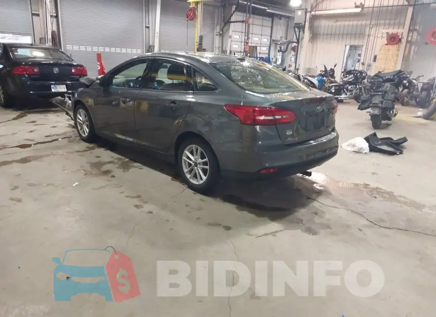 1FADP3F22HL253697 Photo# 3