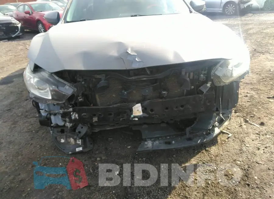 JM1GJ1T60F1172937 Photo# 6