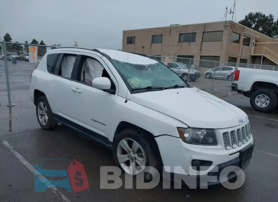 1C4NJCEB6ED537938 Photo# 6