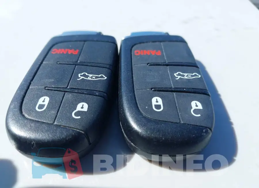 2C3CDXBG1FH722414 Photo# 6