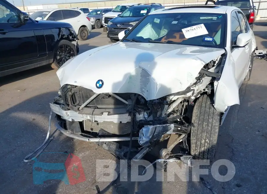 WBA5R1C05NFL65708 Photo# 6
