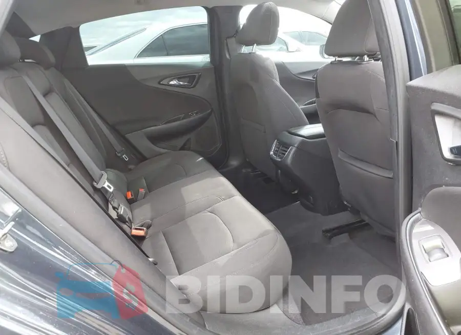1G1ZD5ST3KF107729 Photo# 8