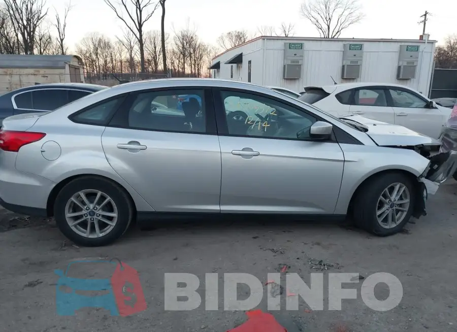 1FADP3F2XJL254876 Photo# 13