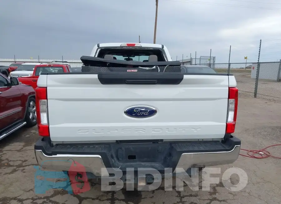 1FT7W2BT2KEC45212 Photo# 16