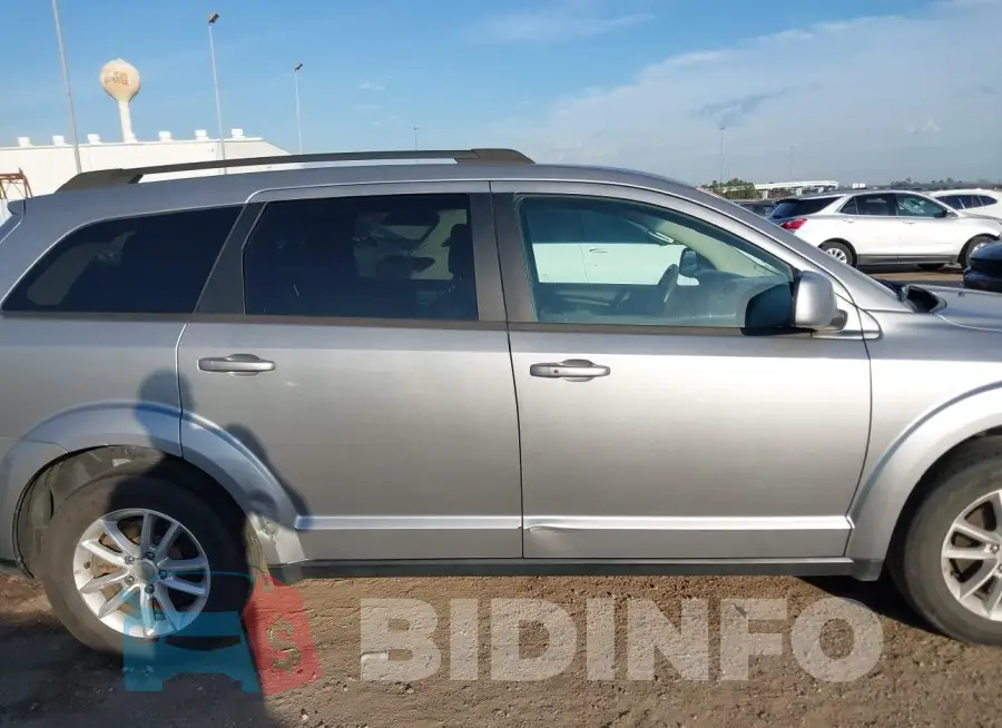 3C4PDCBG7GT232137 Photo# 13