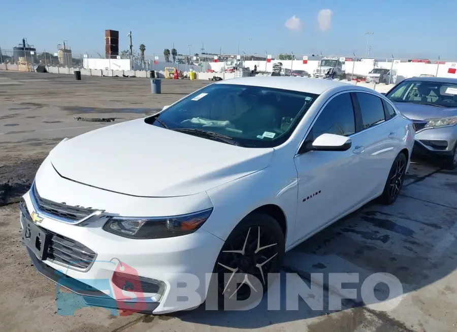 1G1ZD5STXJF157266 Photo# 2