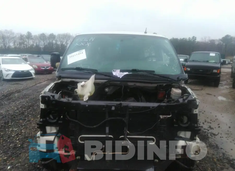 1GAWGPFG4E1120235 Photo# 11