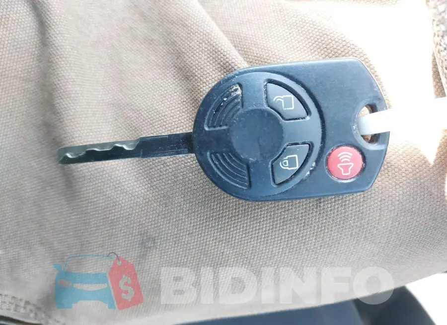 1FMCU0F75FUB16717 Photo# 11
