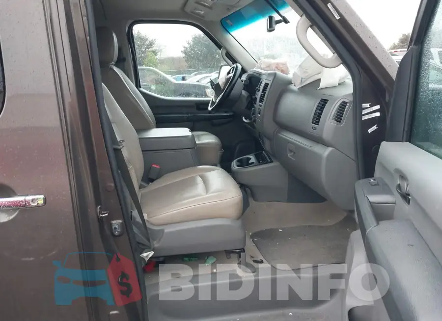 5BZAF0AAXEN161914 Photo# 5