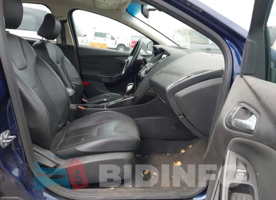 1FADP3J21HL238891 Photo# 5