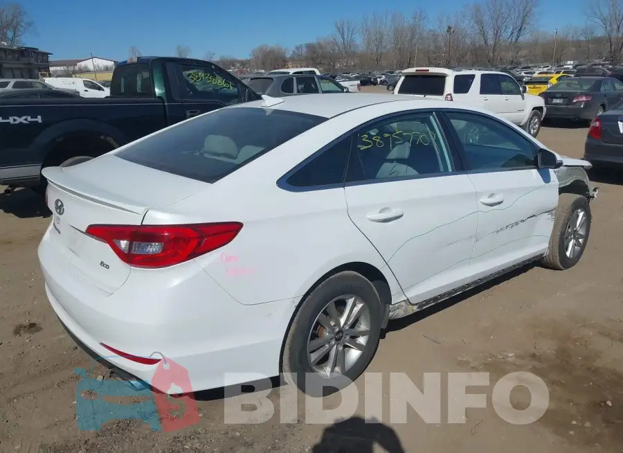 5NPE24AA0FH141970 Photo# 4