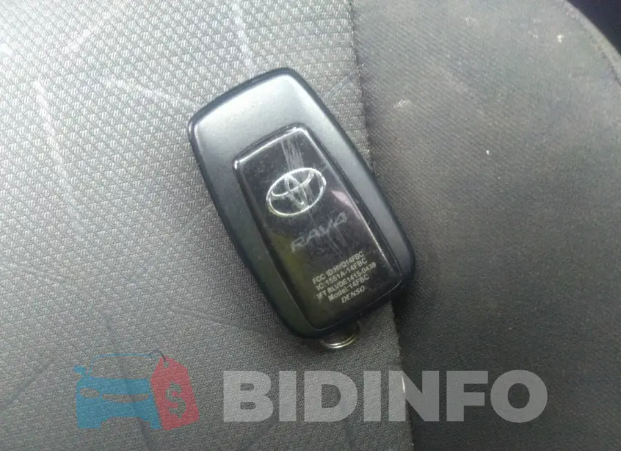 JTMP1RFV2KD503219 Photo# 11