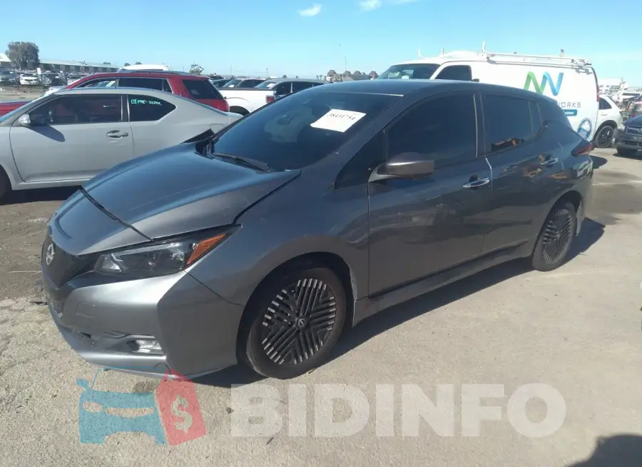 1N4CZ1CV7PC552805 Photo# 2